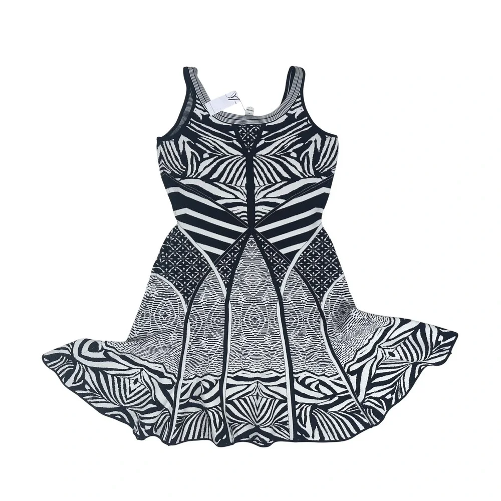 Diane von Furstenberg Fanny Zebra Tattoo Black Knit Dress D8560529M14 Size M - Picture 2 of 7